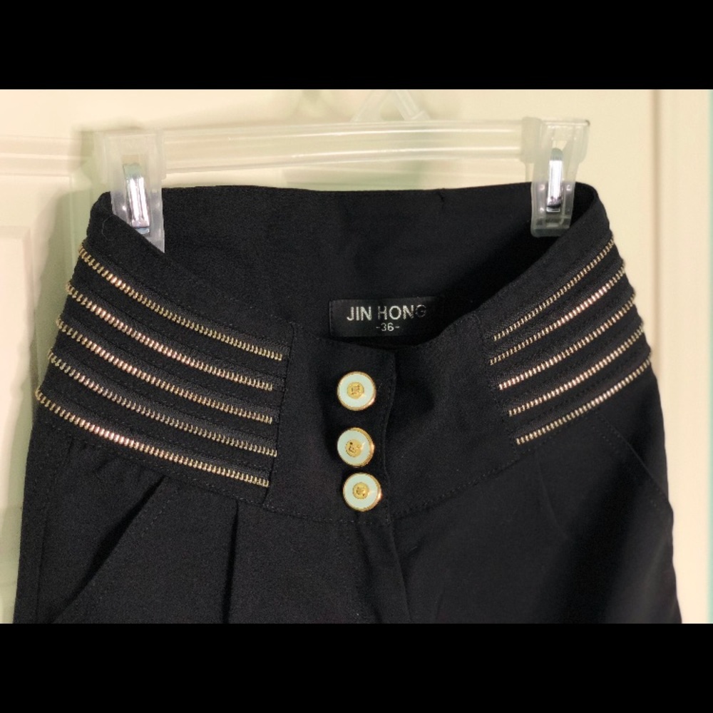 Women’s jeans